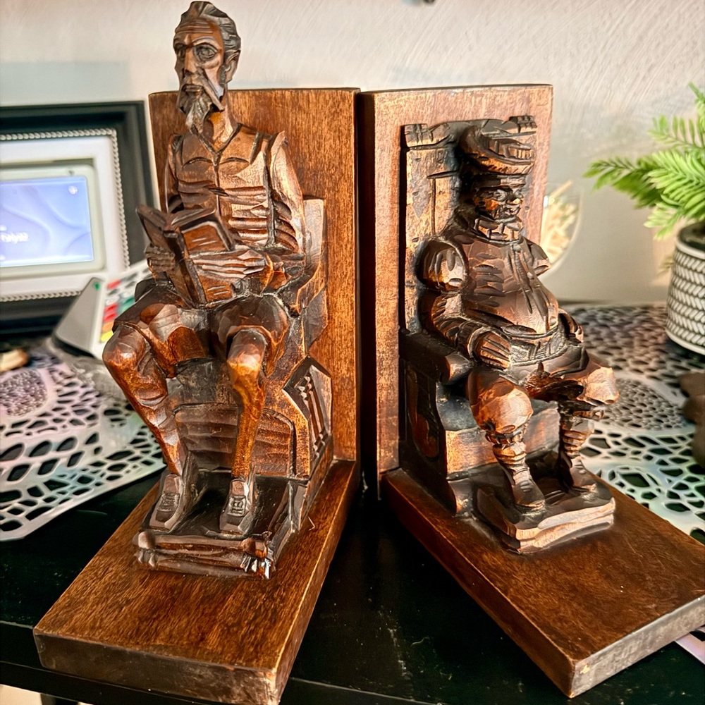 Artisan Carved Wooden Bookend Pair - Rich Brown DON QUIXOTE vintage